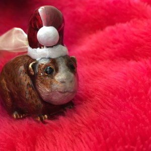 A very festive piggy.